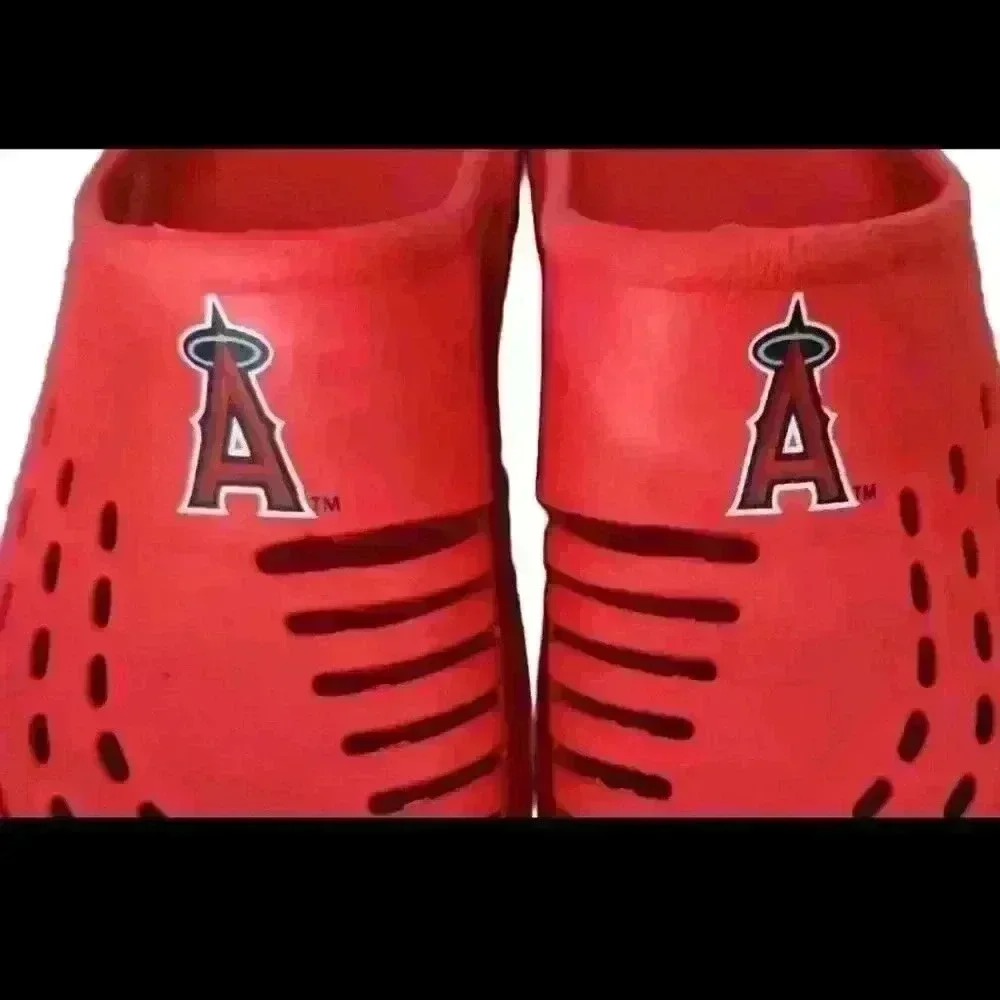 Foco Mens Red Los Angeles Angels Baseball Lightweight Rubber Clogs S (7/8)